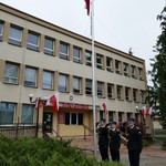 4. Podniesienie flagi przy Urzędzie Miasta i Gminy Łosice 